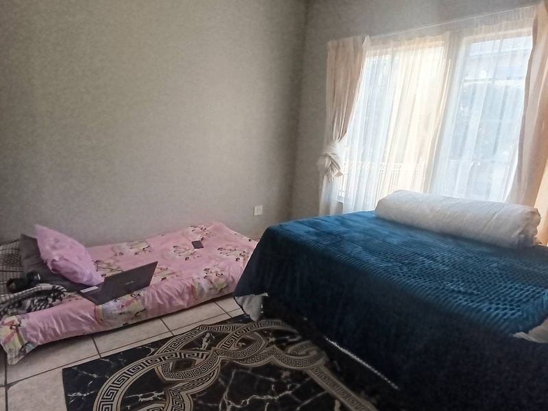 First - Time Buyer's dream - Affordable 2-Bed Unit - Photo 8