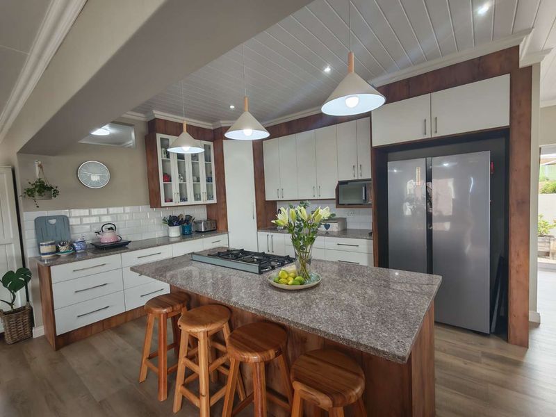 Stunning 5 Bedroom House for Sale in Monte Christo - Photo 5