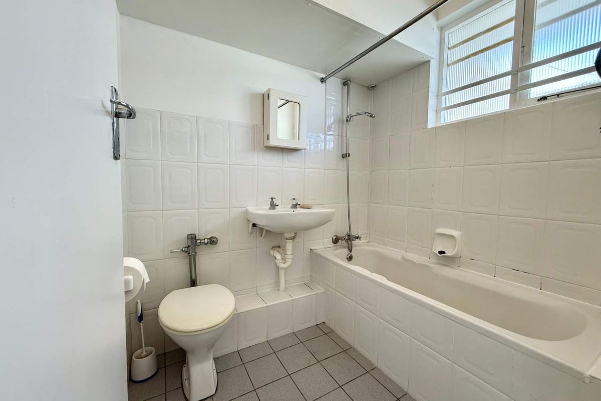 Platinum Mile Investment Apartment - Photo 5