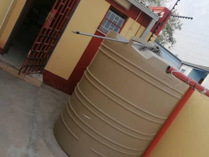 Big Family House - Photo 2