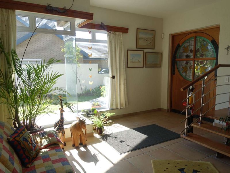 DOUBLE STOREY MENTION IN UPMARKET NEIGHBORHOOD CLOSE TO SEA - Photo 9