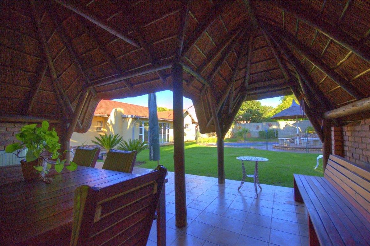 Outstanding Value! - Photo 5