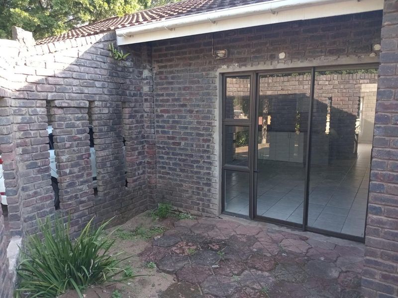 Private Garden Cottage for Single Professional in Meer en See - Photo 6