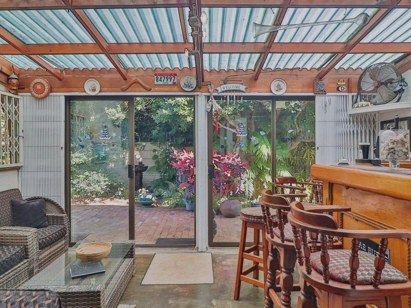 Charming 3 Bedroom Beachside Home & 1 Cottage & 1 Incomplete Cottage in Widenham, Umkomaas - Photo 10