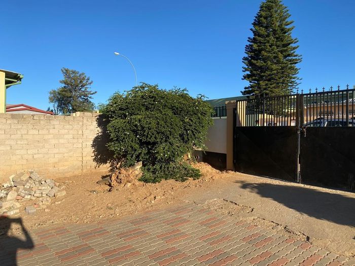 Property #2453926, House Pending Sale in Wanaheda