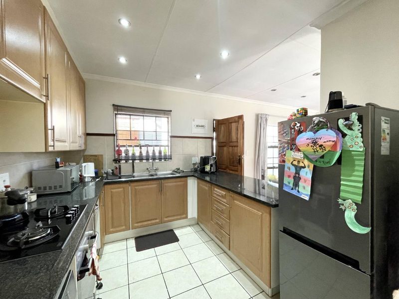 Enjoy Lifestyle & Security in This Eco Park 2-Bedroom Home - Photo 6