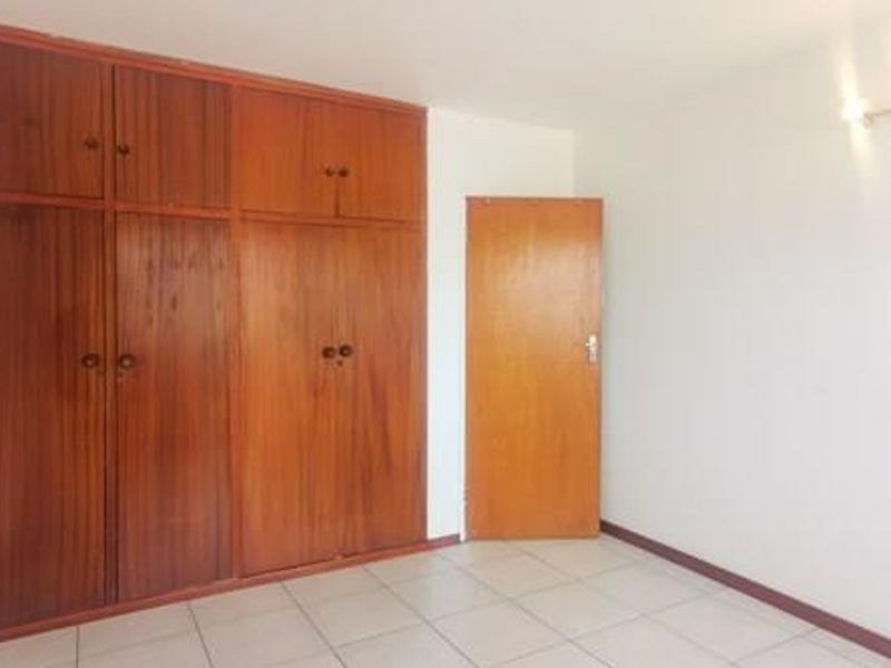 Sunny One Bedroom Apartment - Northcliff Hermanus - Photo 8