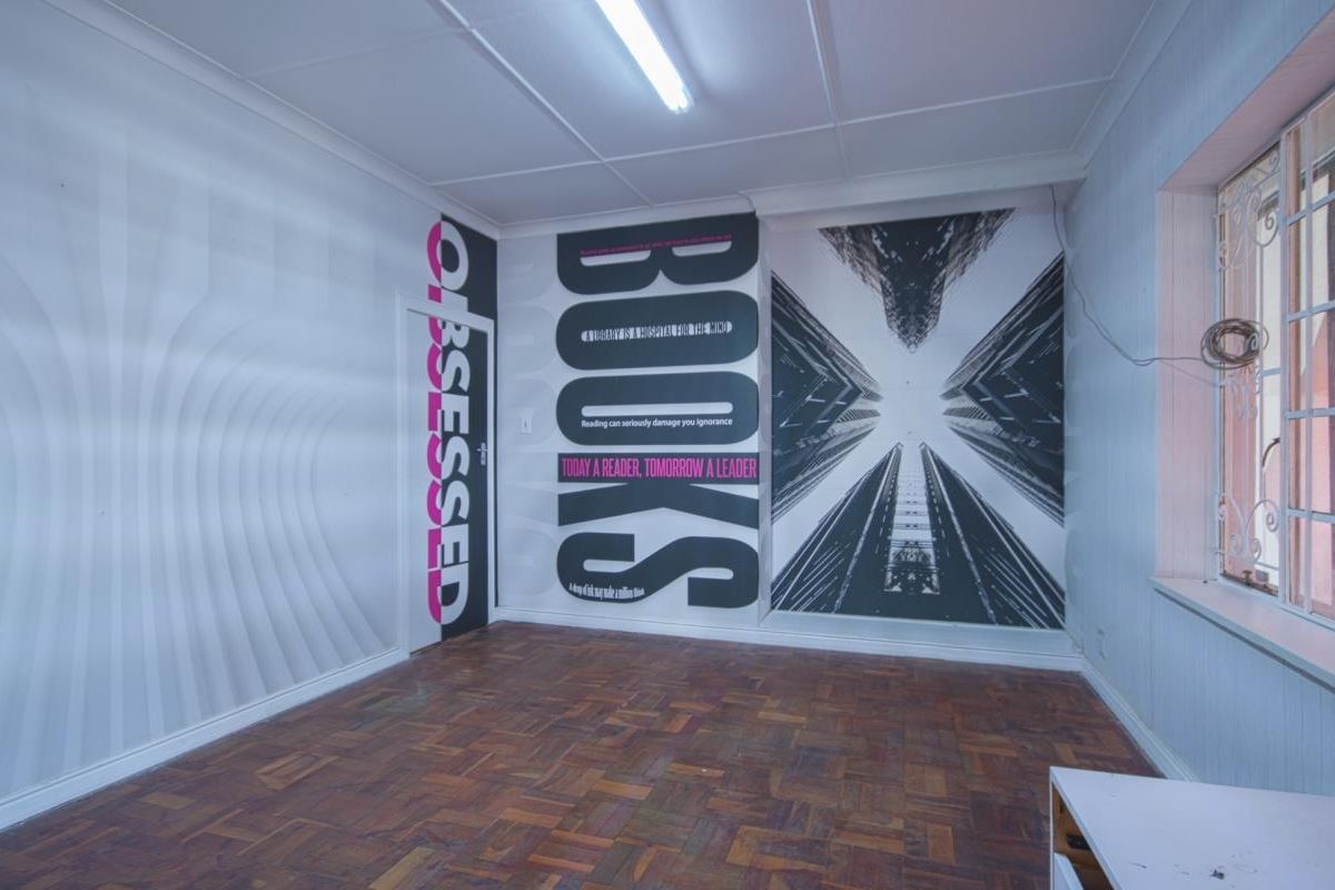 High-Traffic Office Location with Full Business Rights - Photo 5