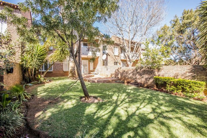 Property #2462830, Townhouse For Sale in Equestria