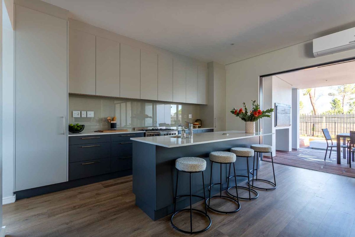 Modern home to rent in The Acres at Val de Vie Estate - Photo 4