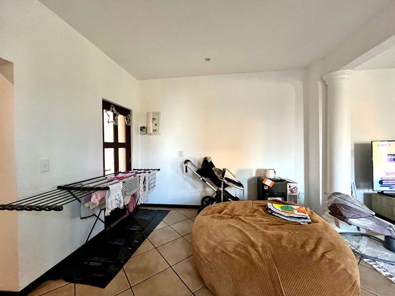 2-Bedroom Duplex in Plantations - Photo 7