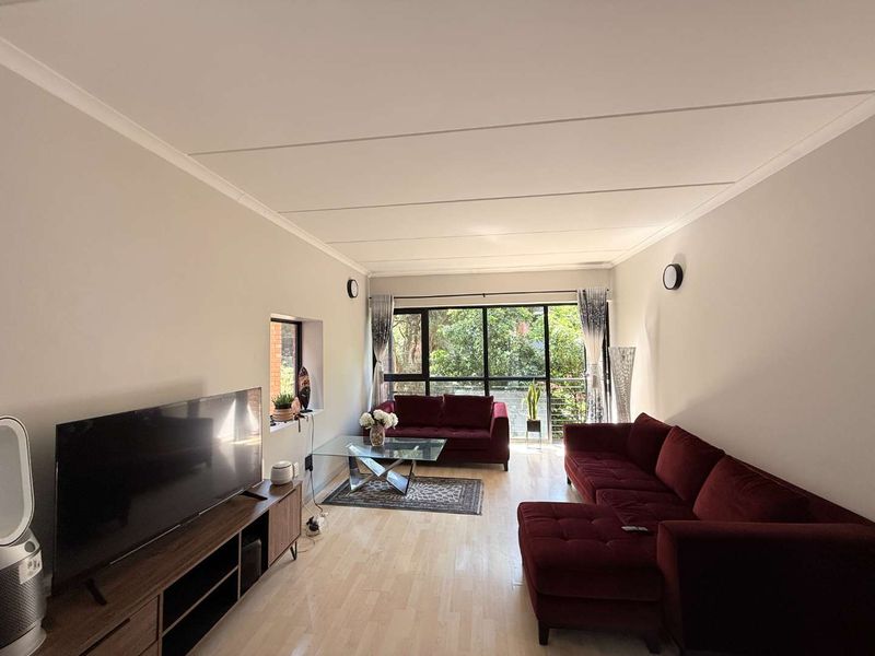 Modern 2-Bedroom Apartment in Atholl - Photo 7