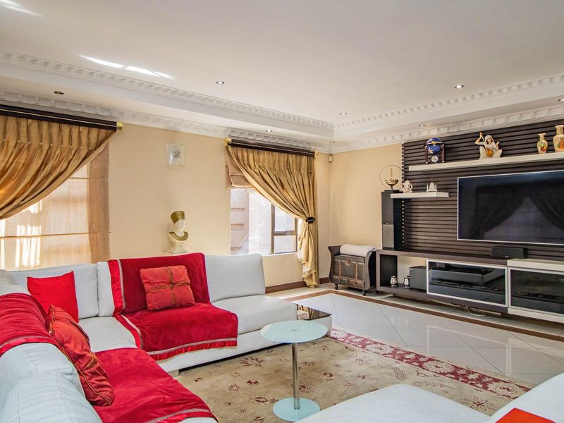 Stunning Residence with Cinema Room & Built-In Bar - Photo 7