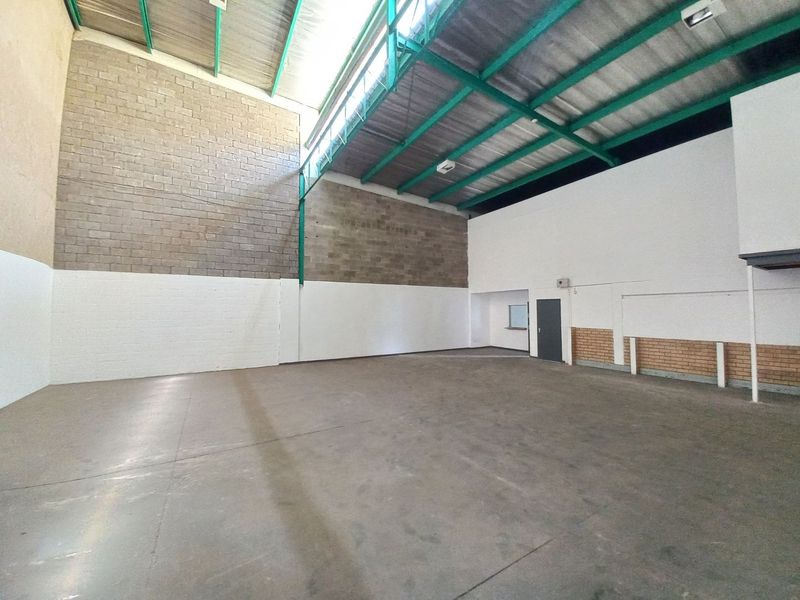 566m2 Driehoek Warehouse To Let - Photo 6