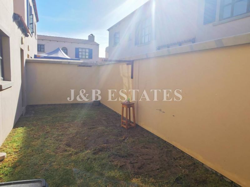 2 Bedroom Townhouse In Prime Area - Photo 5