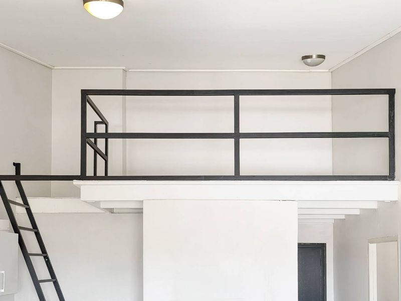 TRENDY OBS APARTMENT WITH ELEVATED VIEWS - Photo 9