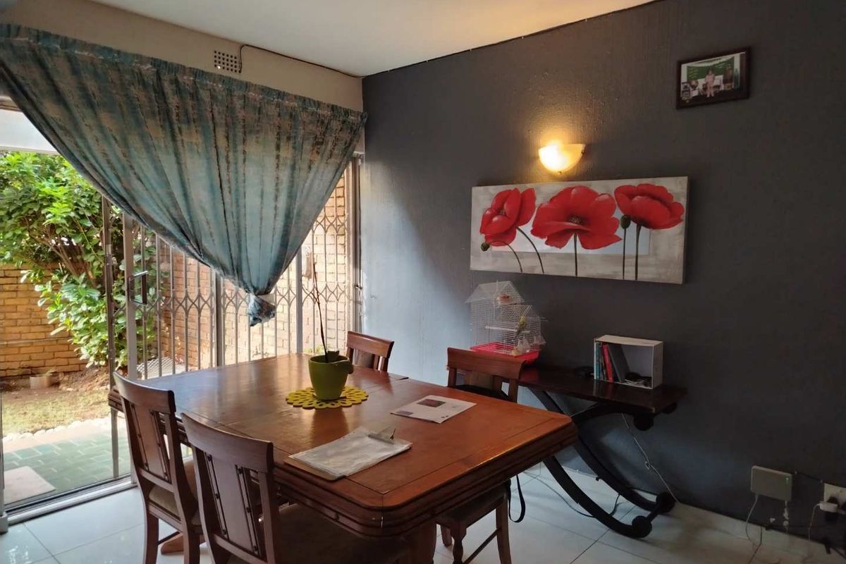 Embrace Comfort: 3-Bedroom Home with Private Garden! - Photo 4