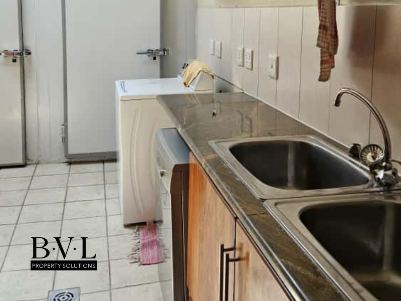 Rossmund Estate Luxury, Scale & Opportunity in One Exclusive Address - Photo 5