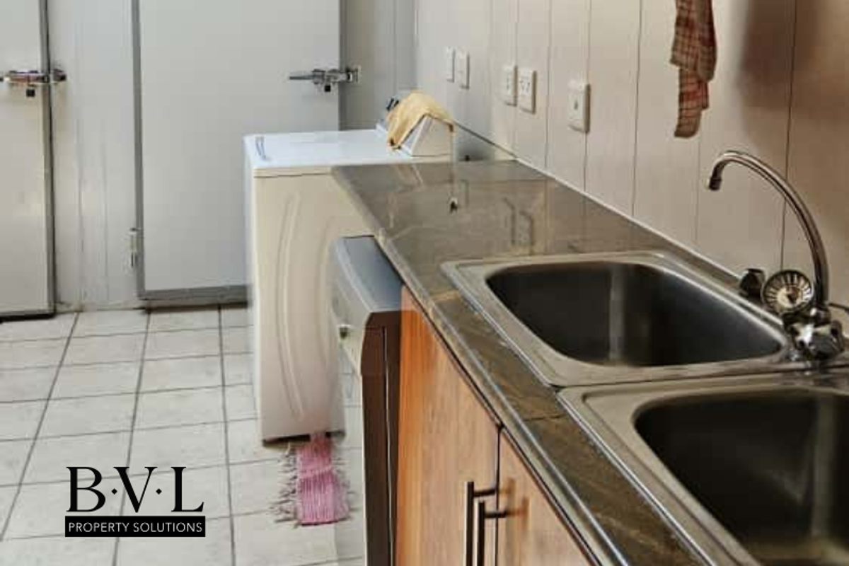 Rossmund Estate Luxury, Scale & Opportunity in One Exclusive Address - Photo 5