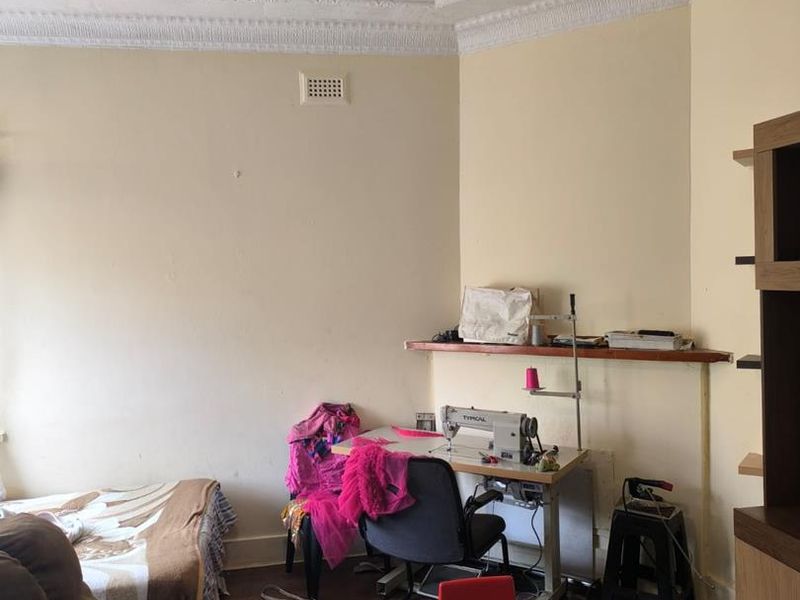 3 Bedroom House in The Hill - Photo 10