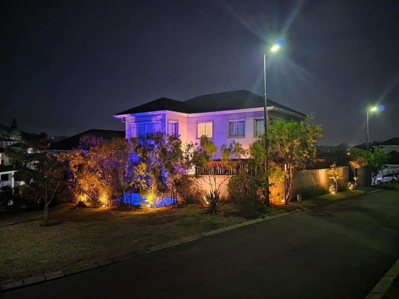 Luxury, Style &amp; Sophistication in a Prestigious Eco Estate - Photo 1