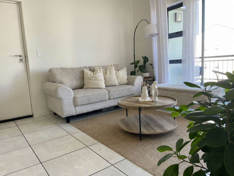 1 Bedroom Apartment For Sale in Richwood - Photo 2