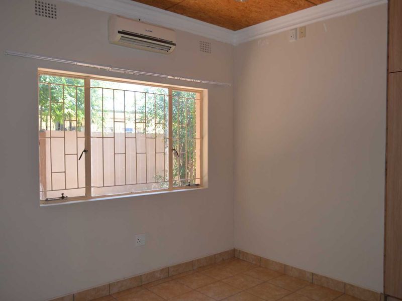 For Sale or To Let in Okahandja! - Photo 7