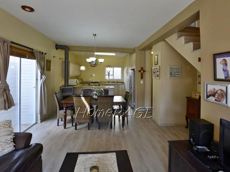 Long Beach Ext 1, Walvis Bay, Guesthouse with LOTS of accommodation on offer - Photo 4