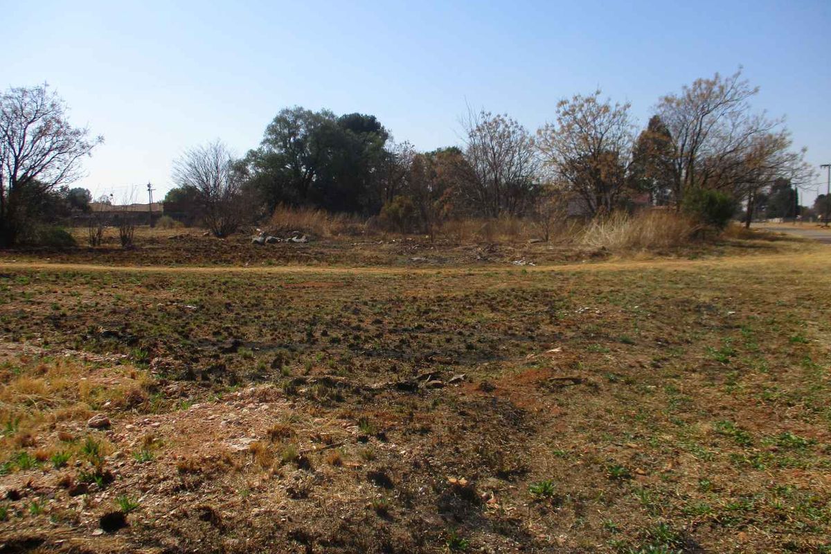 Enjoy the tranquility of Henley - Photo 4