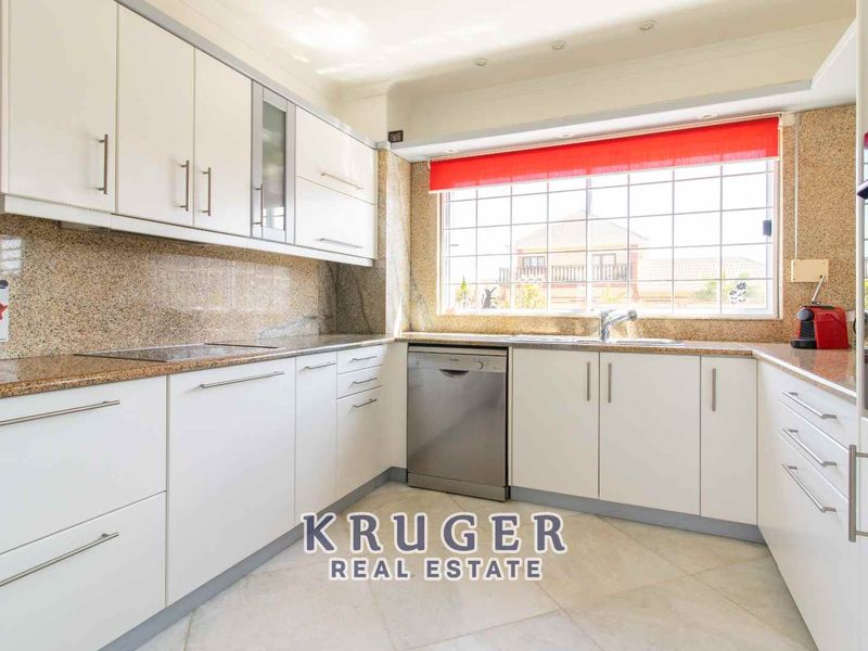 🏡🌊 Escape to Elegance in Swakopmund's Kramersdorf! 🌊🏡 - Photo 5