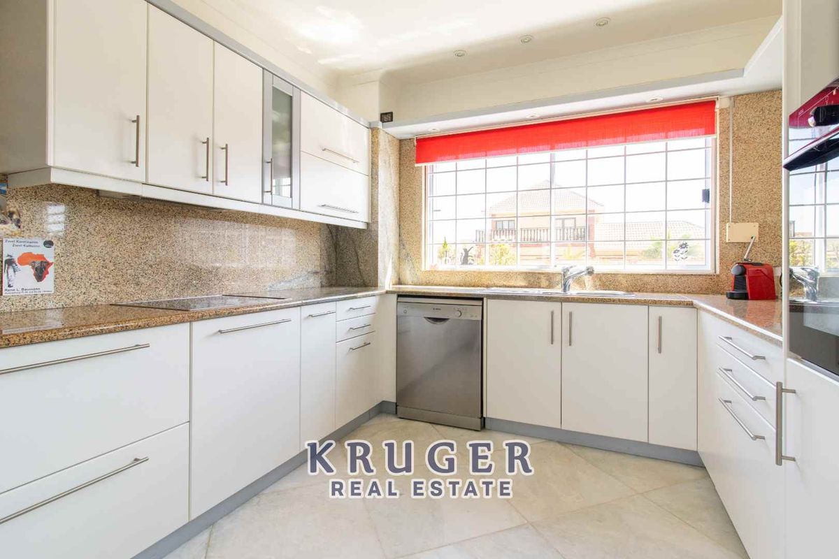 🏡🌊 Escape to Elegance in Swakopmund's Kramersdorf! 🌊🏡 - Photo 5