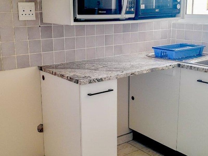 Partially Furnished To Rent in Central Swakopmund - Photo 6