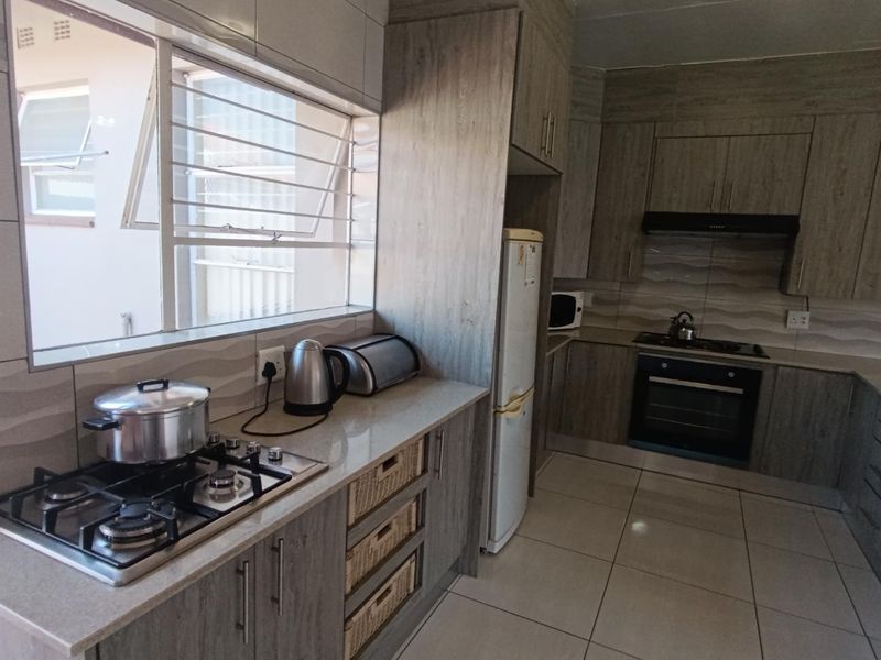 Charming Townhouse for Sale in Norkem Park - Photo 4