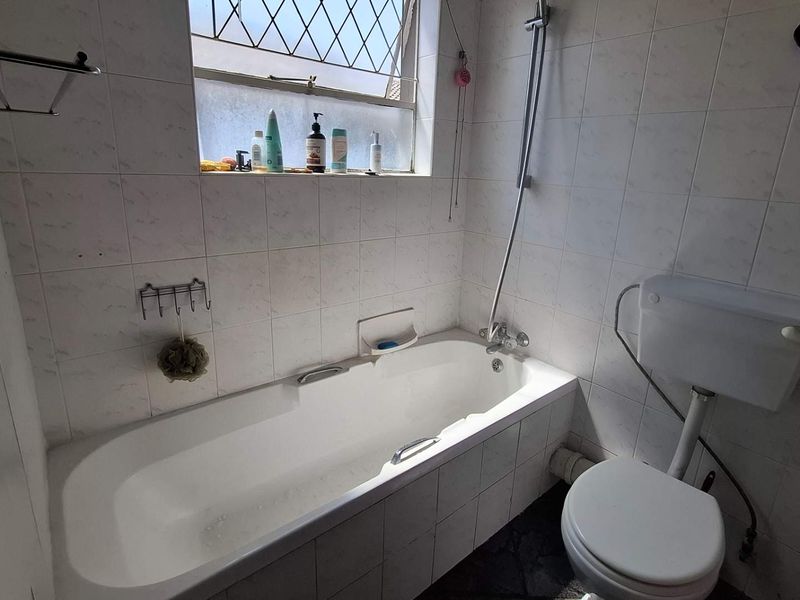 Upstairs Lock Up and Go Townhouse - Photo 9