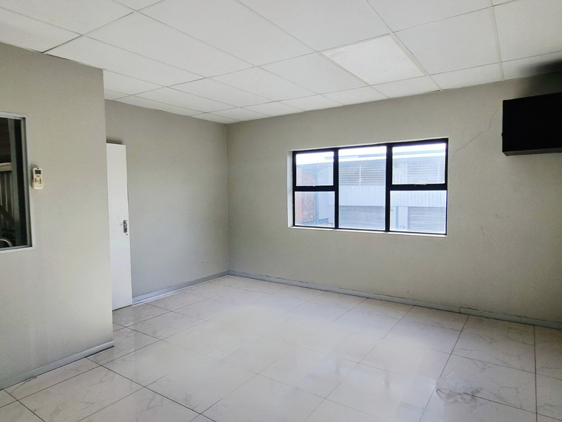 Fitted 184m2 industrial unit for sale in Cornubia Industrial Precinct | Power secure, vacant, and ideal for owner-occupiers or investors - Photo 5