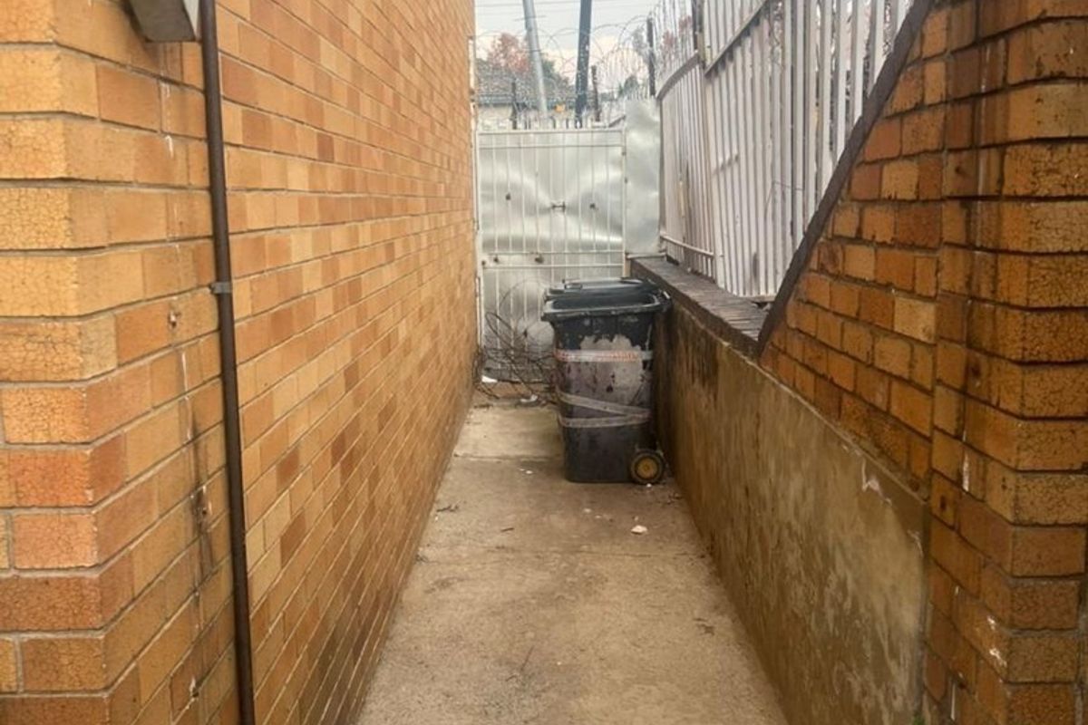Commercial Property For Sale in Johannesburg - Photo 5