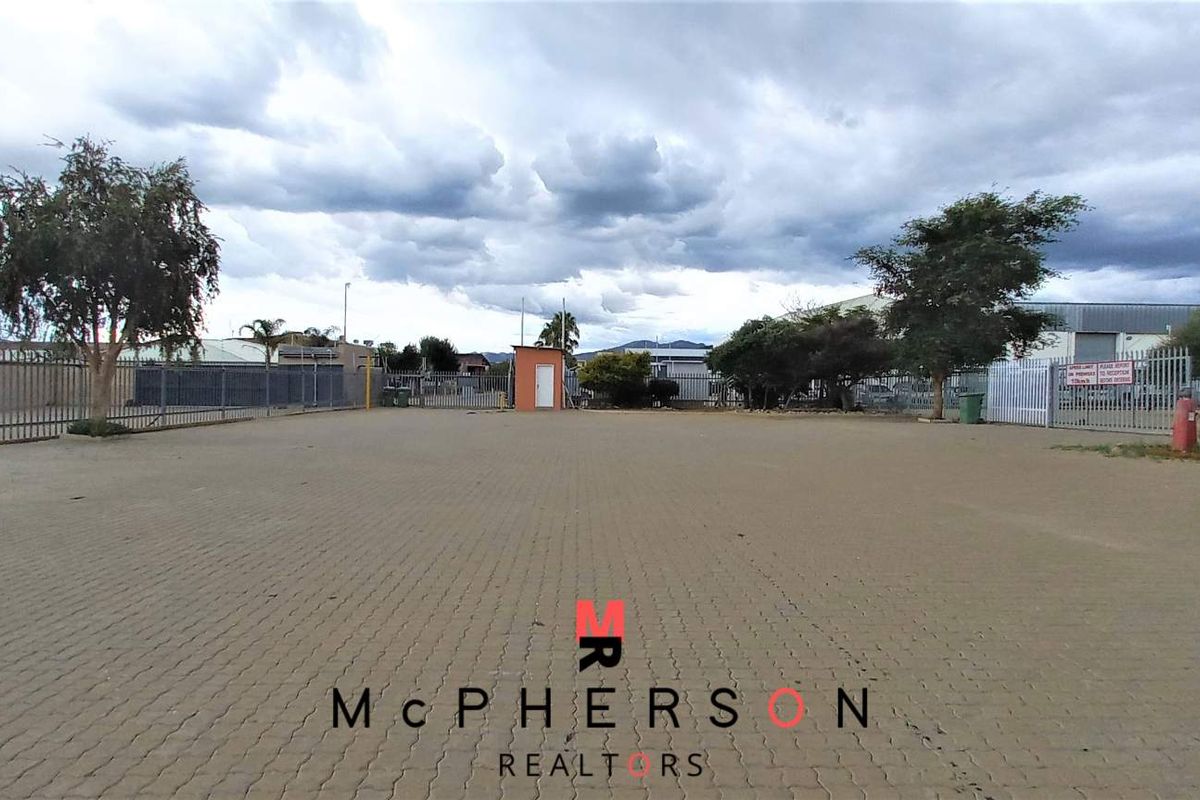 COMMERCIAL PROPERTY FOR SALE - Photo 5