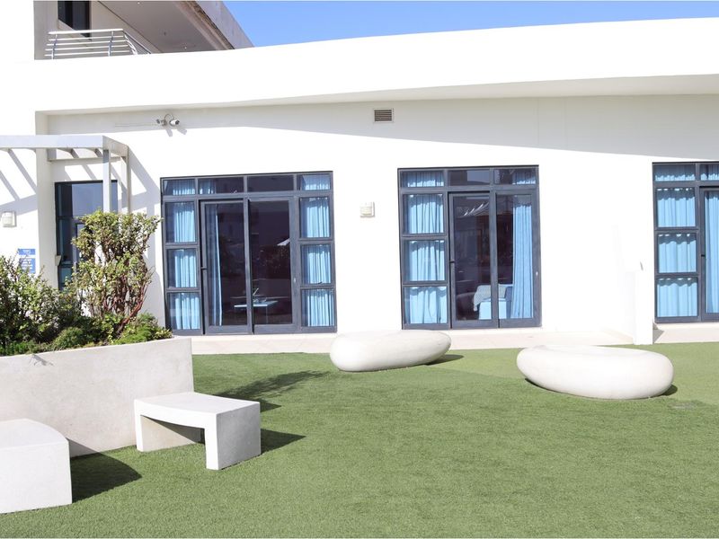 2 BEDROOM | 2 BATHROOM GROUND FLOOR APARTMENT FOR SALE - Photo 3