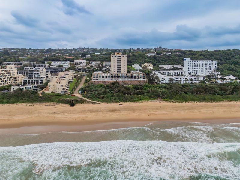 HENDRA - HOLIDAY LETTING! 3 BED APARTMENT RIGHT ON THE BEACH! - Photo 2