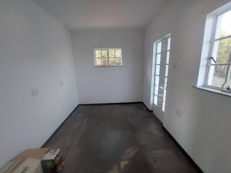 To Let Eros - 2 bedroom backyard flat FULLY FURNISHED - Photo 5