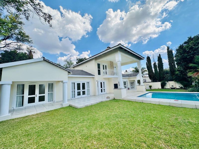 5 Bedroom House to Rent in Dainfern Golf Estate - Photo 2