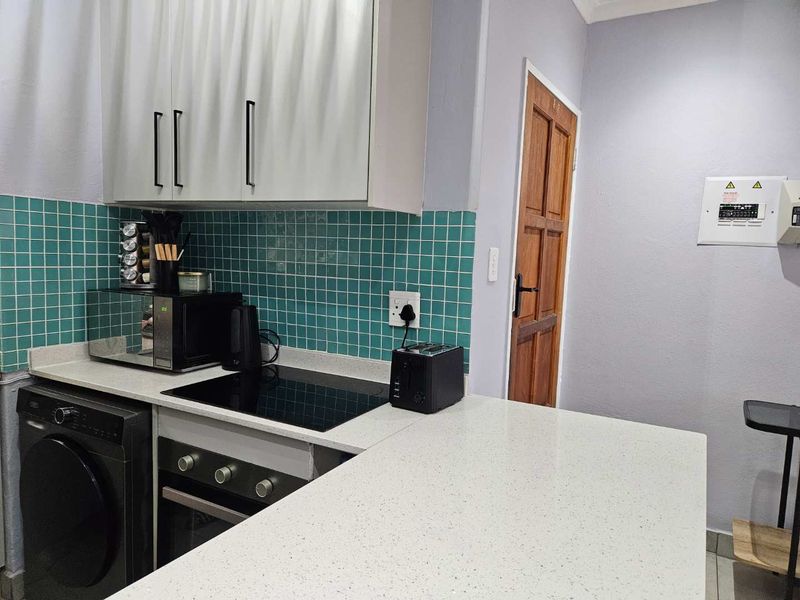 2 bedroom  townhouse for sale - Photo 3