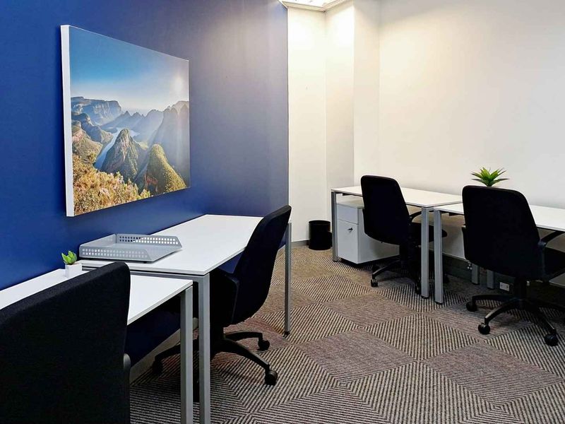 Serviced office space for 15 persons in HQ Nelspruit - Photo 3