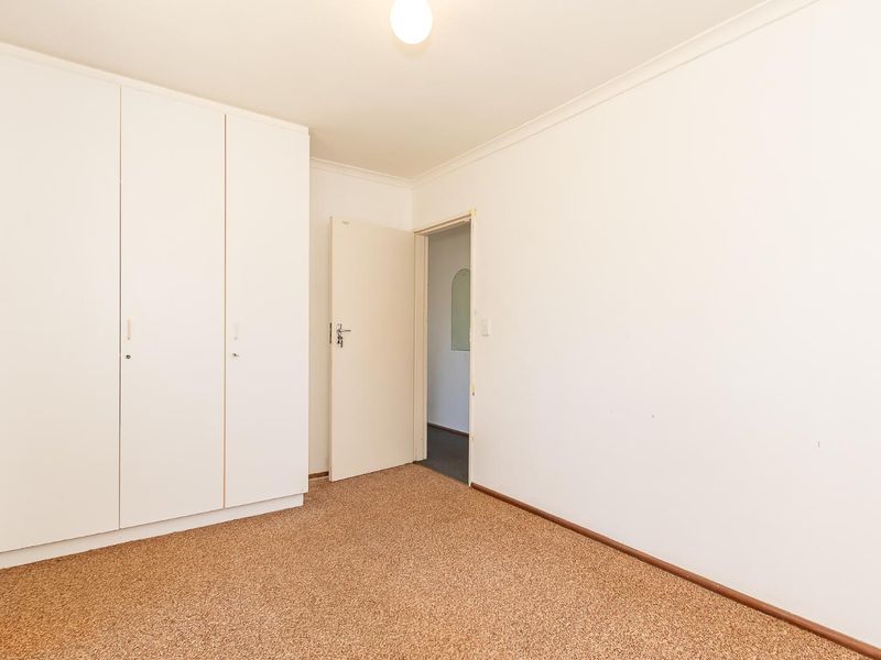 Create Your Dream Home on a Large Erf in Capri - Photo 10