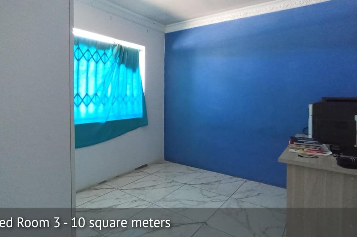 Three bedrooms house for sale in Soshanguve GG - Photo 5