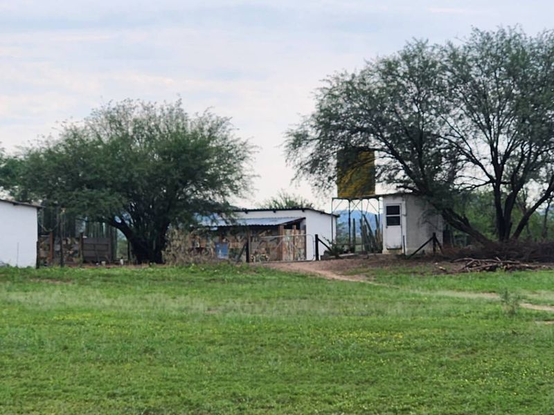 Prime Plot for Sale with strong water! 11 Hectares Nestled near the banks of Swakop River, just 8km West of Okahandja! Your Perfect Opportunity Awaits! - Photo 10