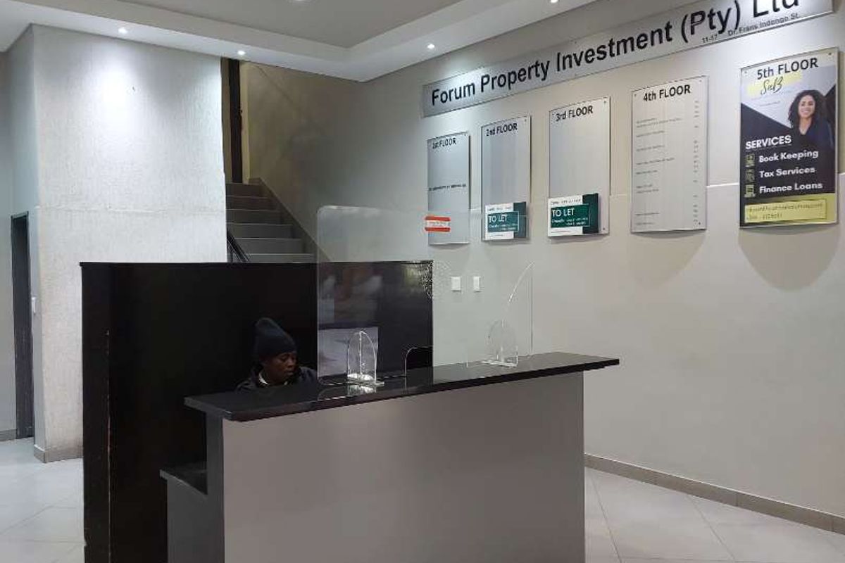 Exclusive Retail & Office Property in Windhoek CBD! - Photo 4