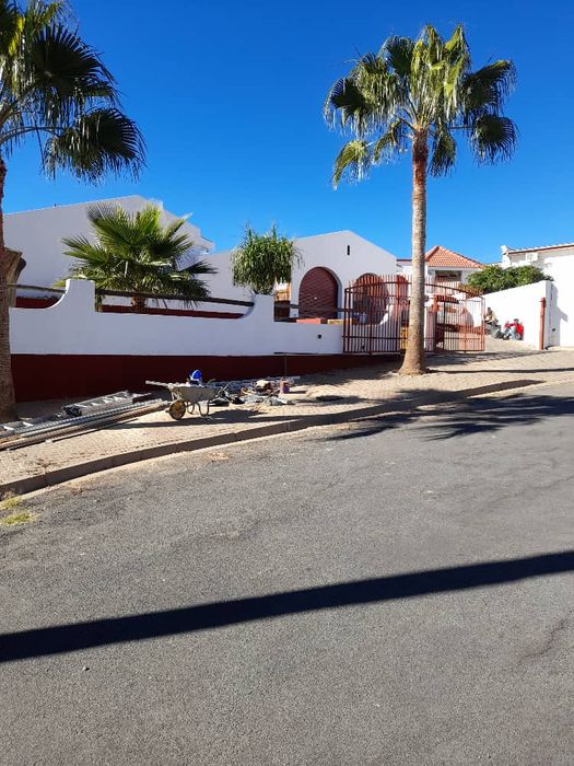 Property #2468215, House For Sale in Khomasdal