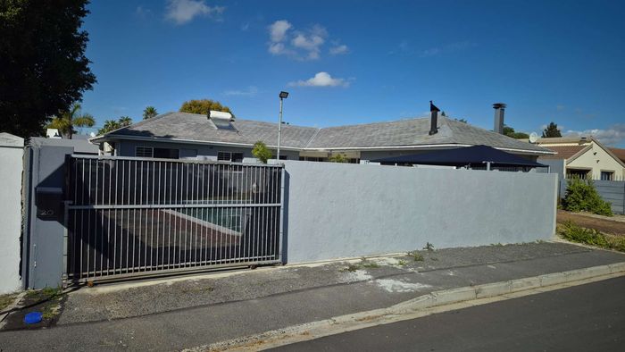 Property #2568563, House For Sale in Elim