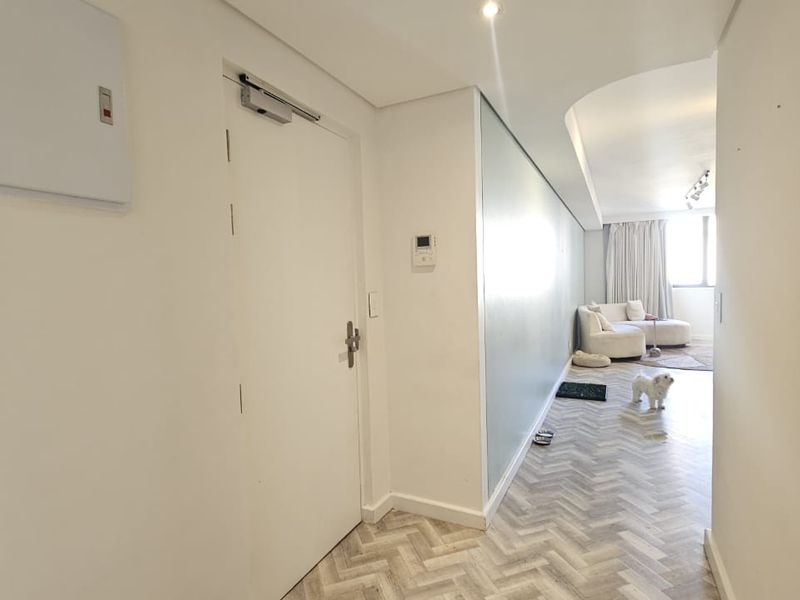 CBD Living Made Easy | Semi-Furnished 1-Bedroom Apartment with Secure Parking - Photo 4